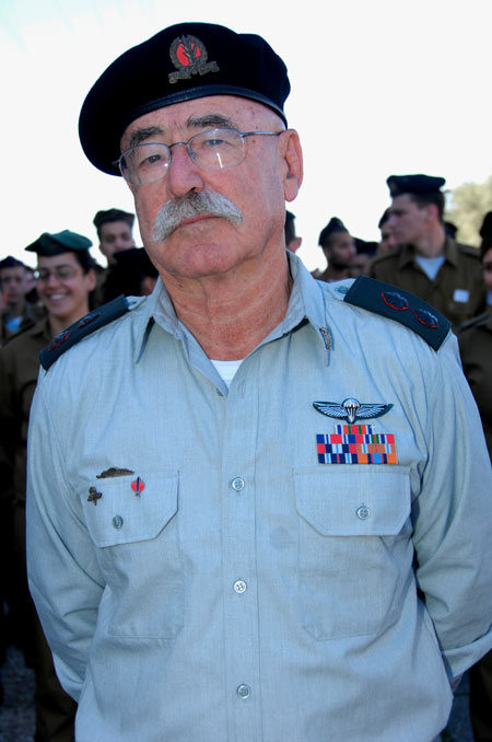 Veteran with campaign ribbon Second Lebanon War 