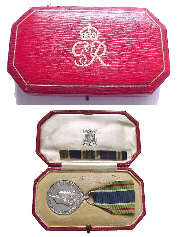 UK Policemedal in box