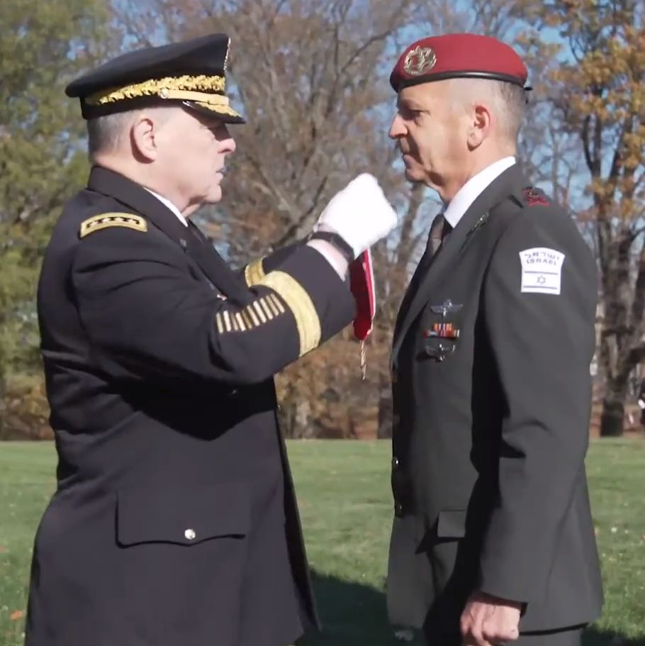 Aviv Kochavi decorated with the USA Legion of Merit