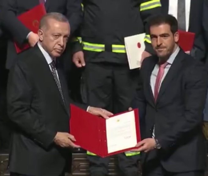 Turkish State Medal document