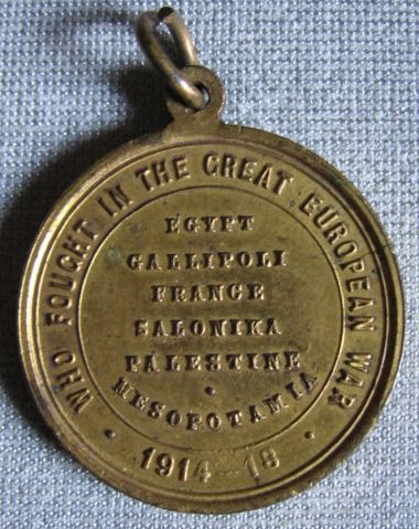ANZAC Day, 1914- 1918 medal back