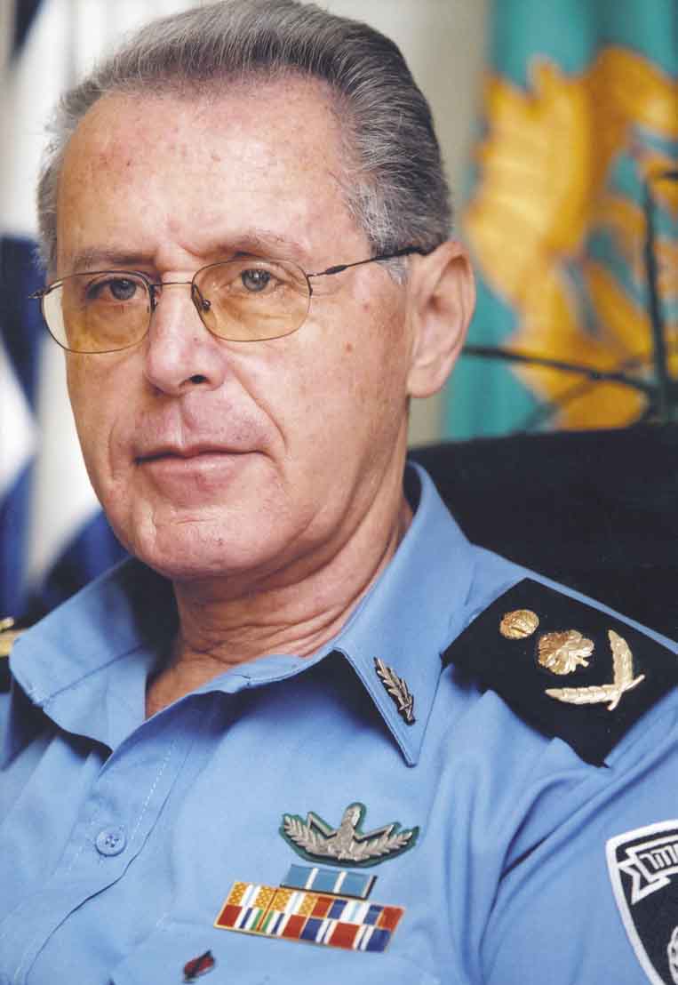 Prison Service Commissioner Yacov Ganot